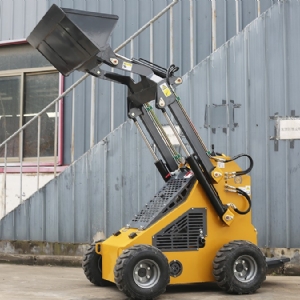 滑移裝載機(jī)ST380