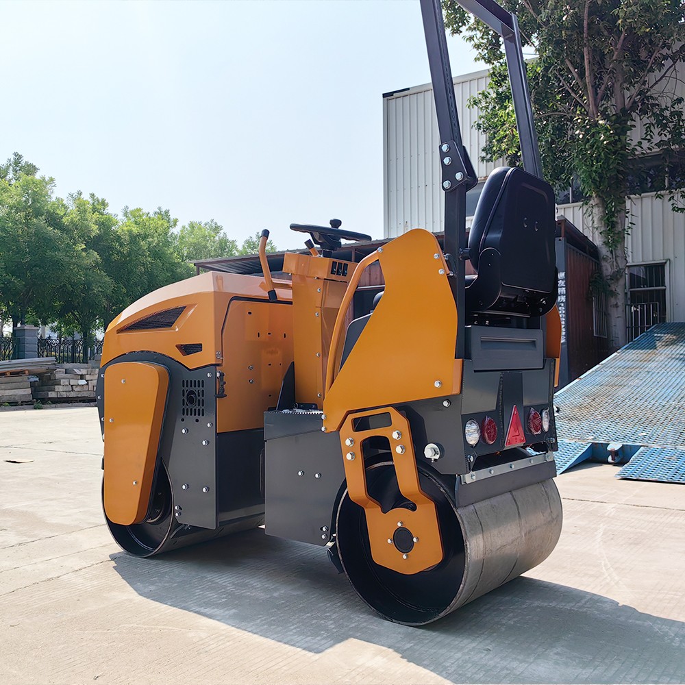 國內的小型壓路機比國外的貴，價格到底差在哪里？